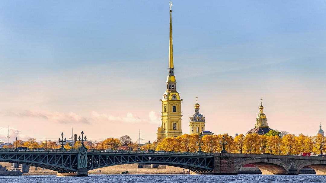 Para compreender a Russia, a literatura